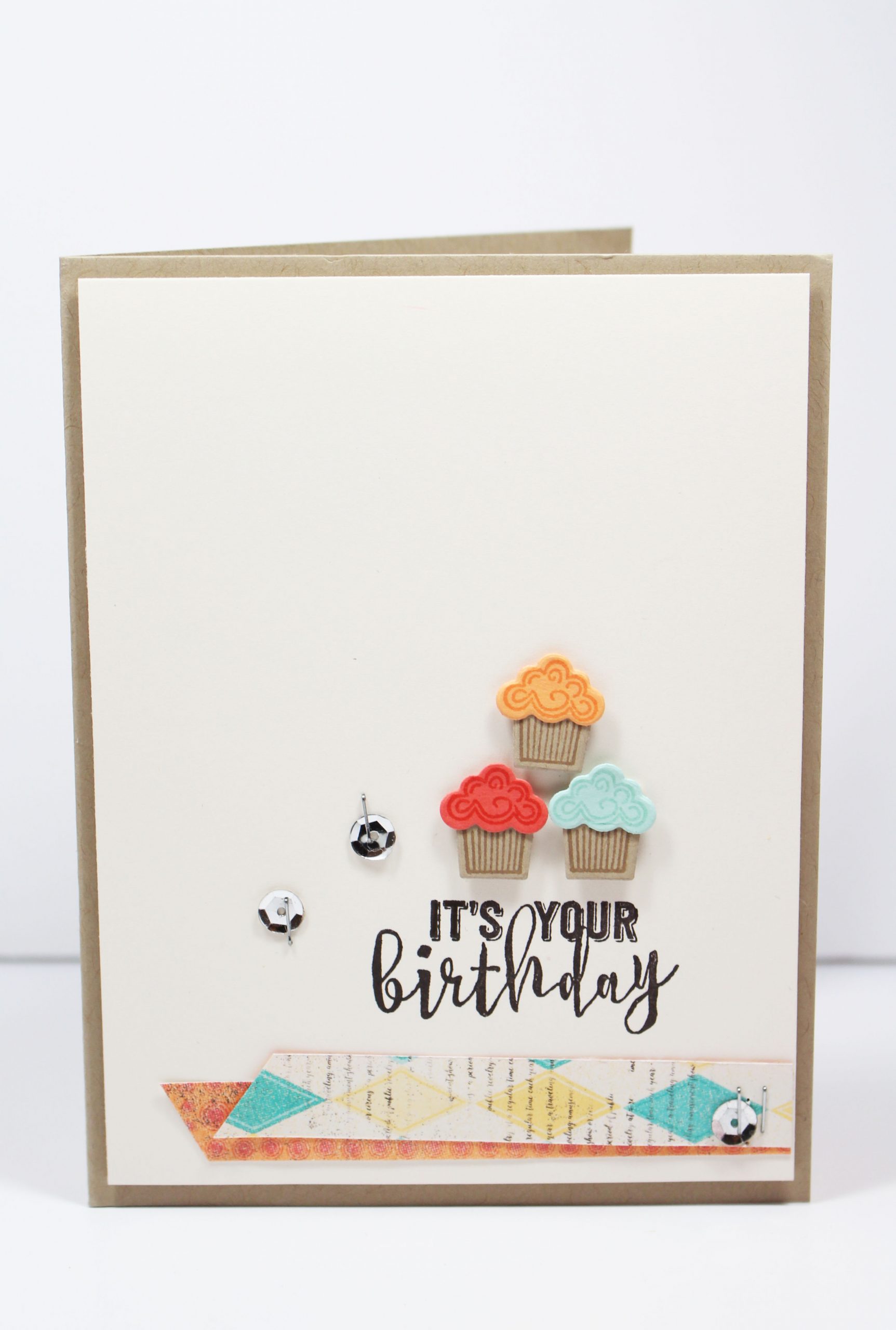 Lift me Up Bundle meets Balloon Adventures – Cupcake Birthday Card Tutorial